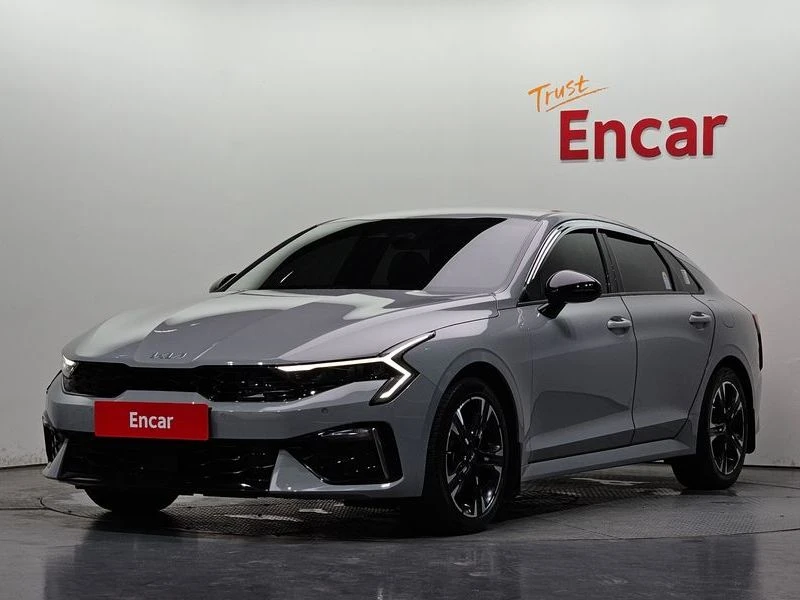 Kia K5 2.0L ФАБРИЧНА ГАЗ/CARFAX/