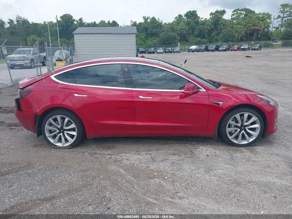 Tesla Model 3 LONG RANGE DUAL MOTOR ALL-WHEEL DRIVE, снимка 4 - Автомобили и джипове - 56104171