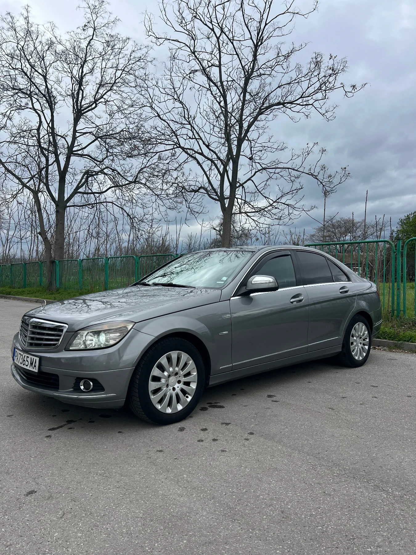 Mercedes-Benz C 220 2.2CDI ! NAVI ! AVTOMAT ! CAMERA ! - изображение 4