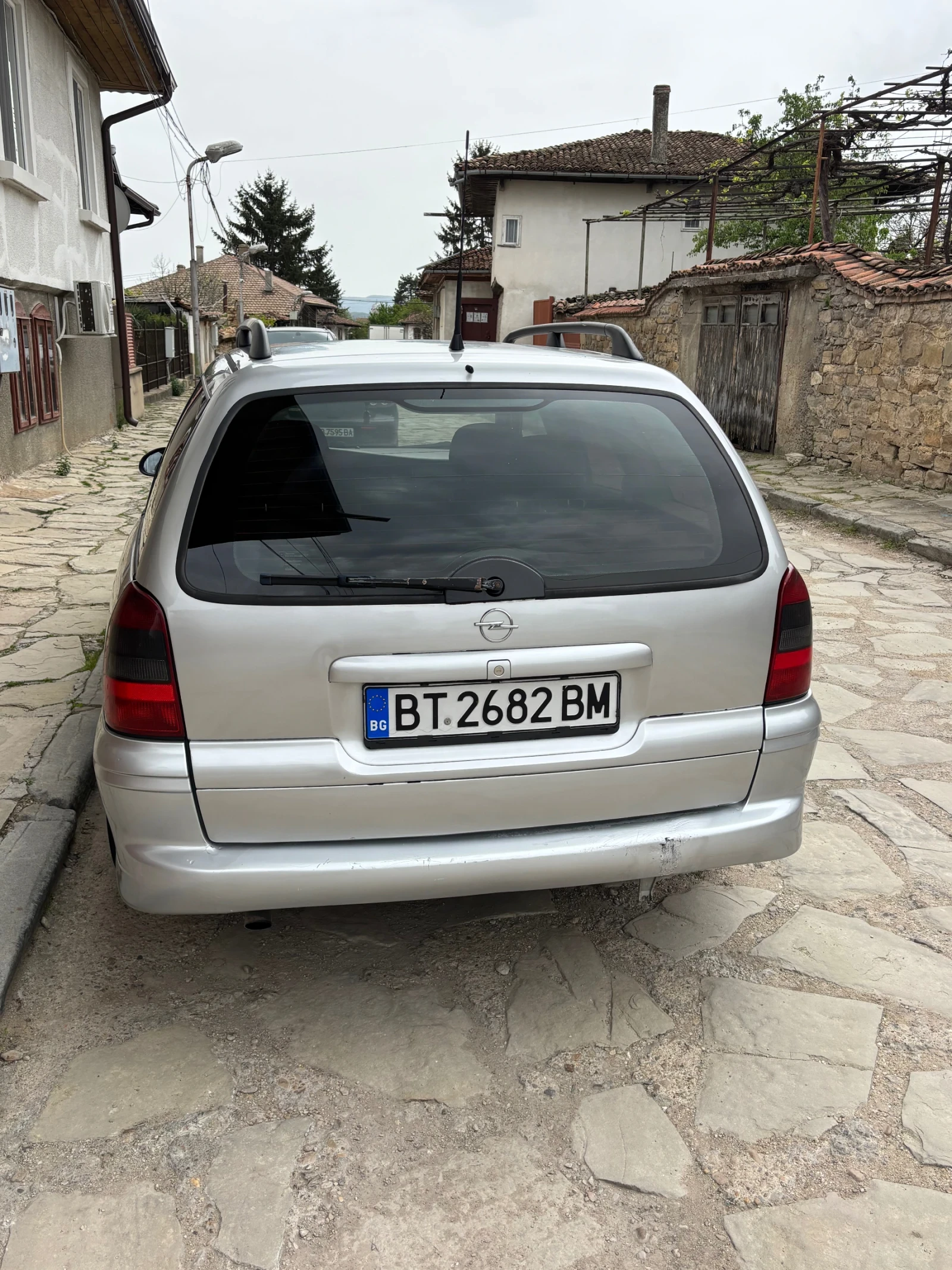 Opel Vectra 2.0TDI - изображение 4