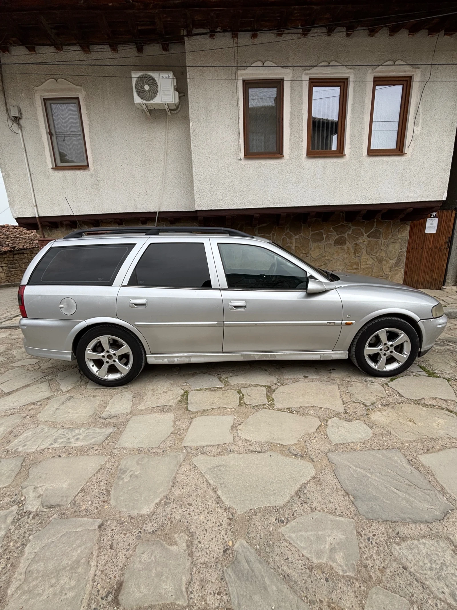 Opel Vectra 2.0TDI - изображение 7