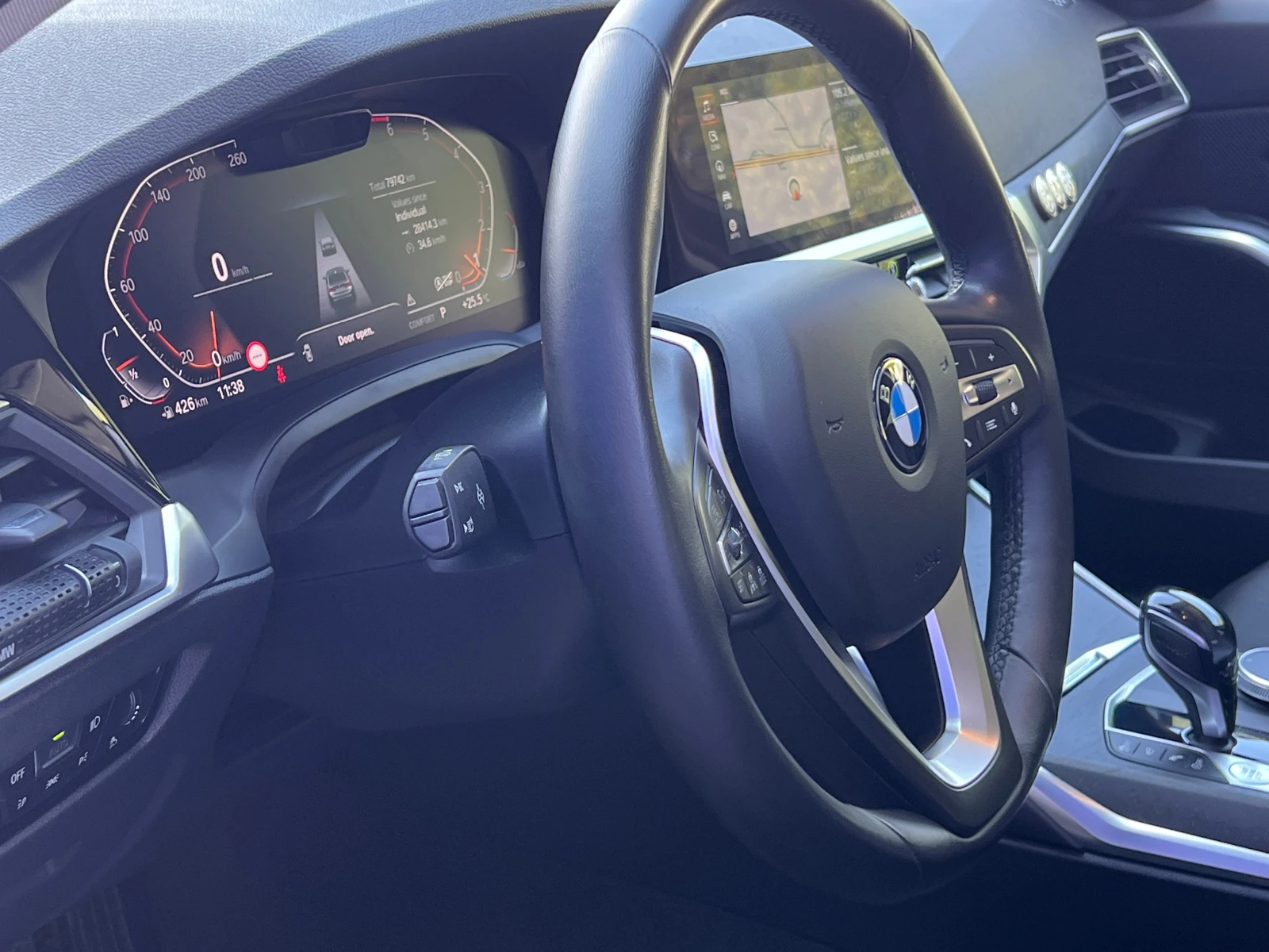 BMW 330 i - изображение 7