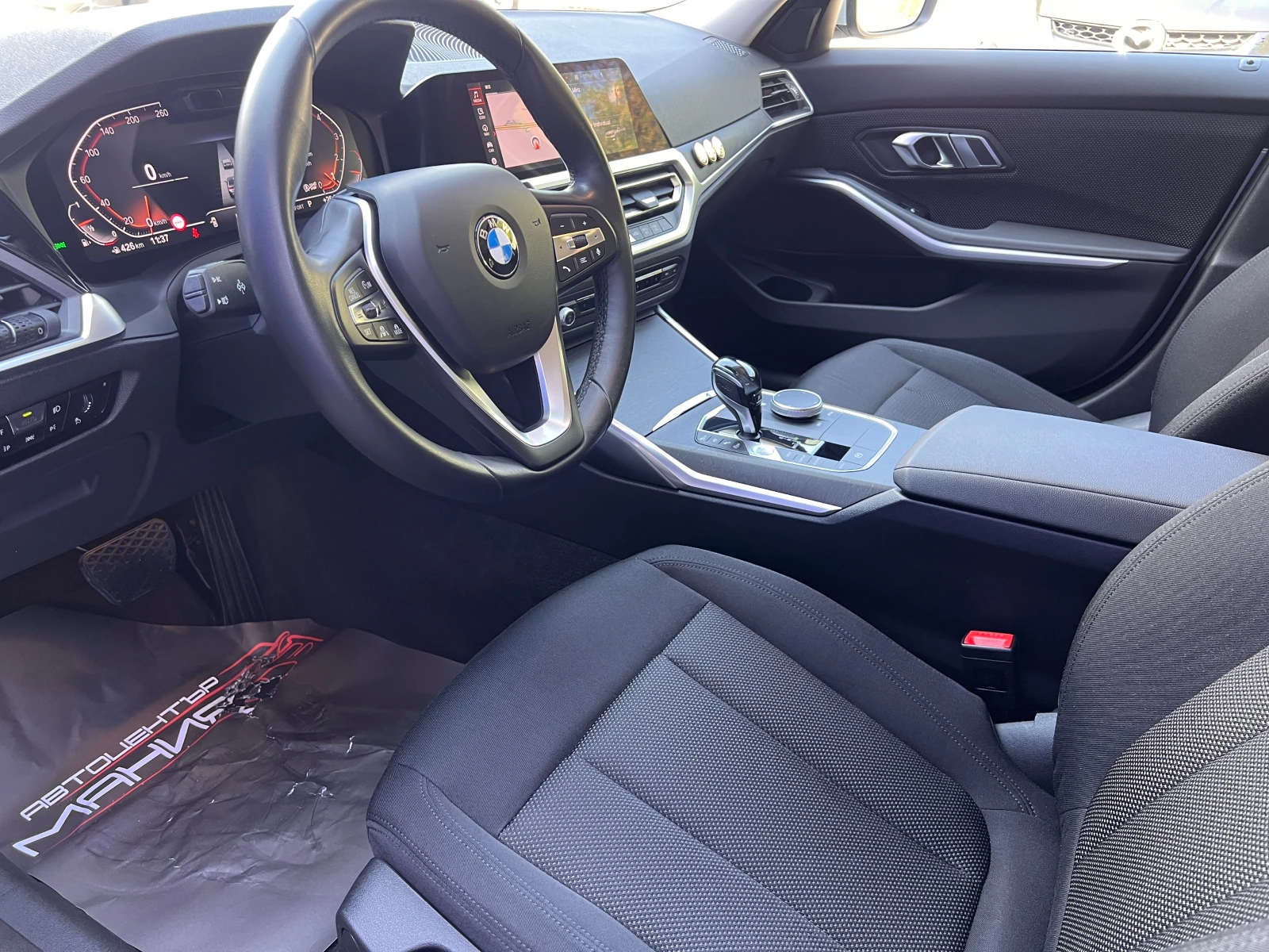BMW 330 i - изображение 8