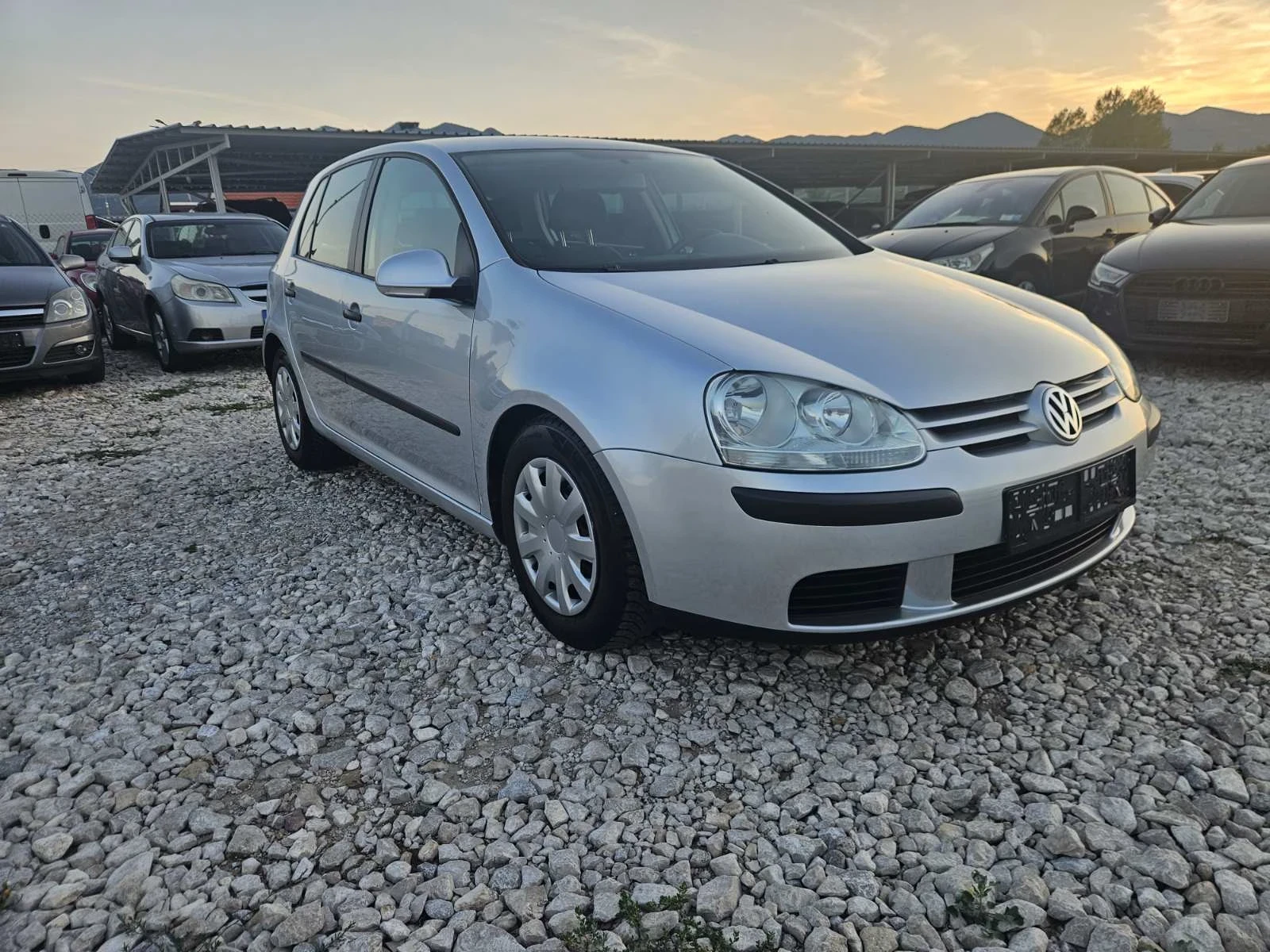 VW Golf  - изображение 7