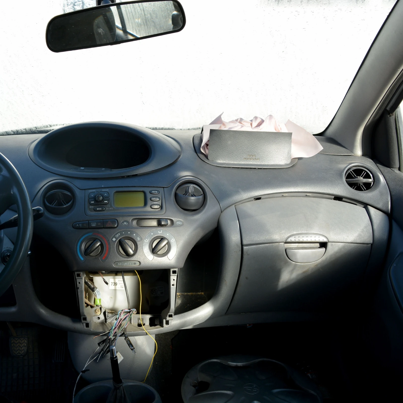 Toyota Yaris 1.4 D-4D - изображение 6