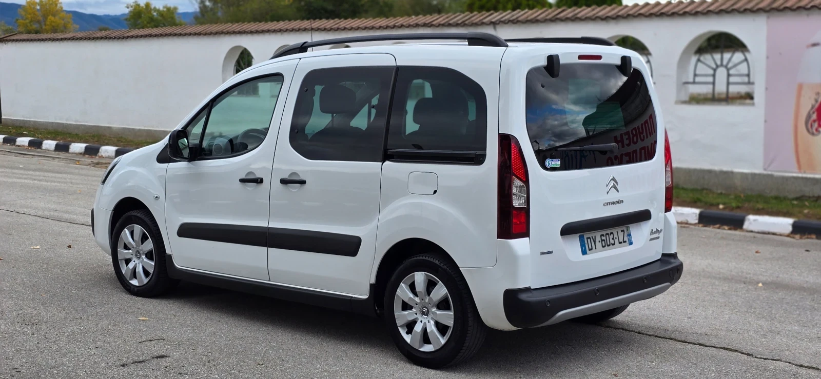 Citroen Berlingo 1.6 BlueHDi 100hp Multispace климатроник - изображение 3