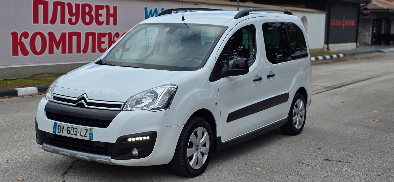 Citroen Berlingo 1.6 BlueHDi 100hp Multispace климатроник - изображение 2