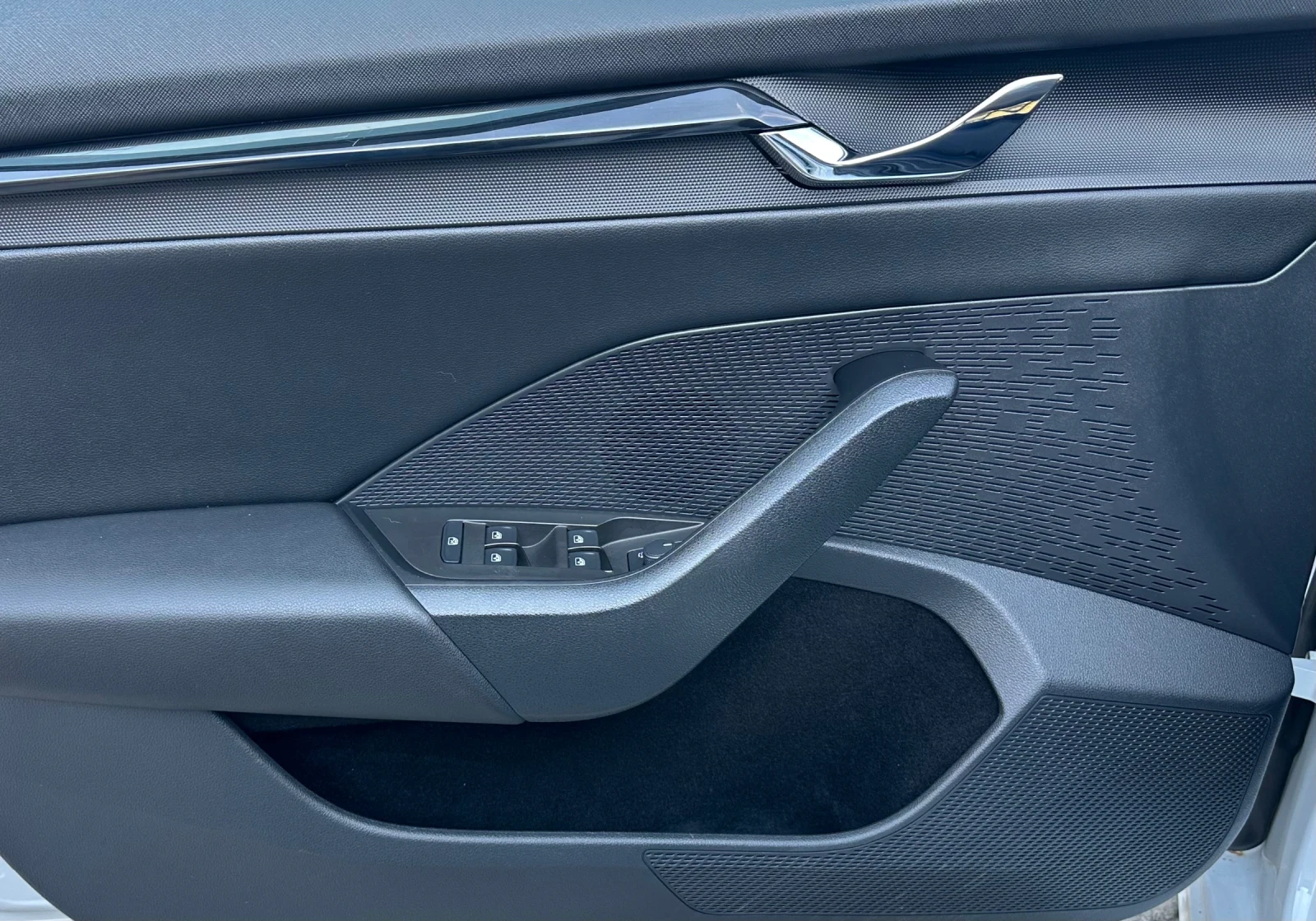 Skoda Octavia 2.0 TDI 150kc Богато оборудване, Отлично състояние - изображение 7