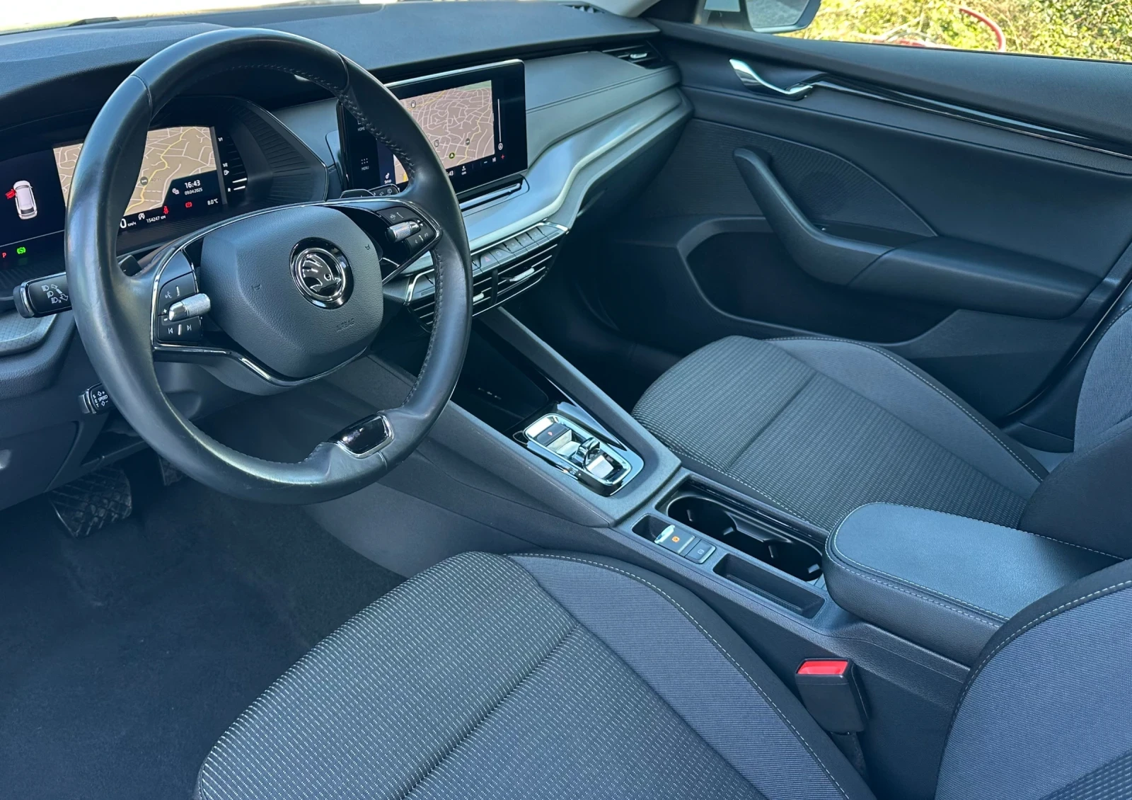 Skoda Octavia 2.0 TDI 150kc Богато оборудване, Отлично състояние - изображение 9