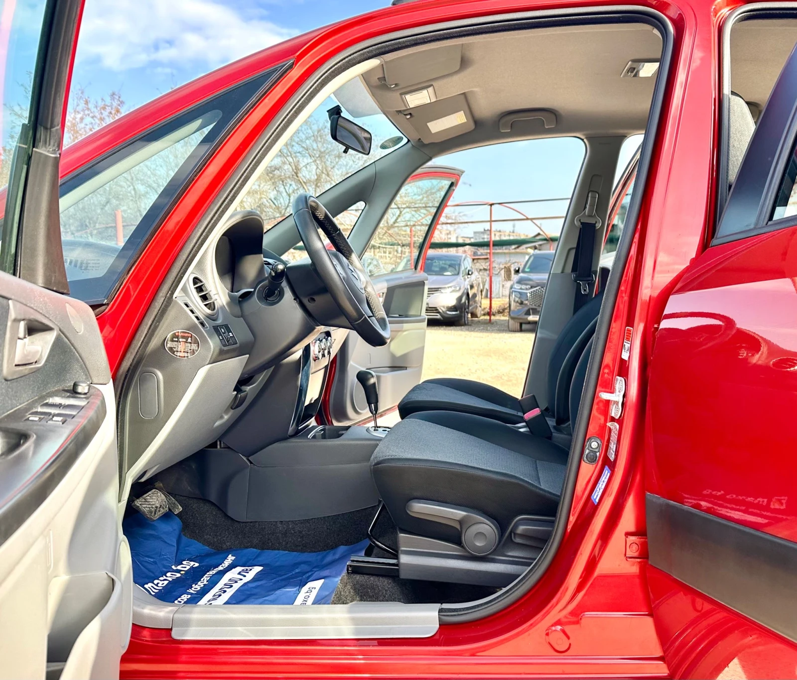 Suzuki SX4 1.6i 107HP AUTOMATIC  - изображение 9