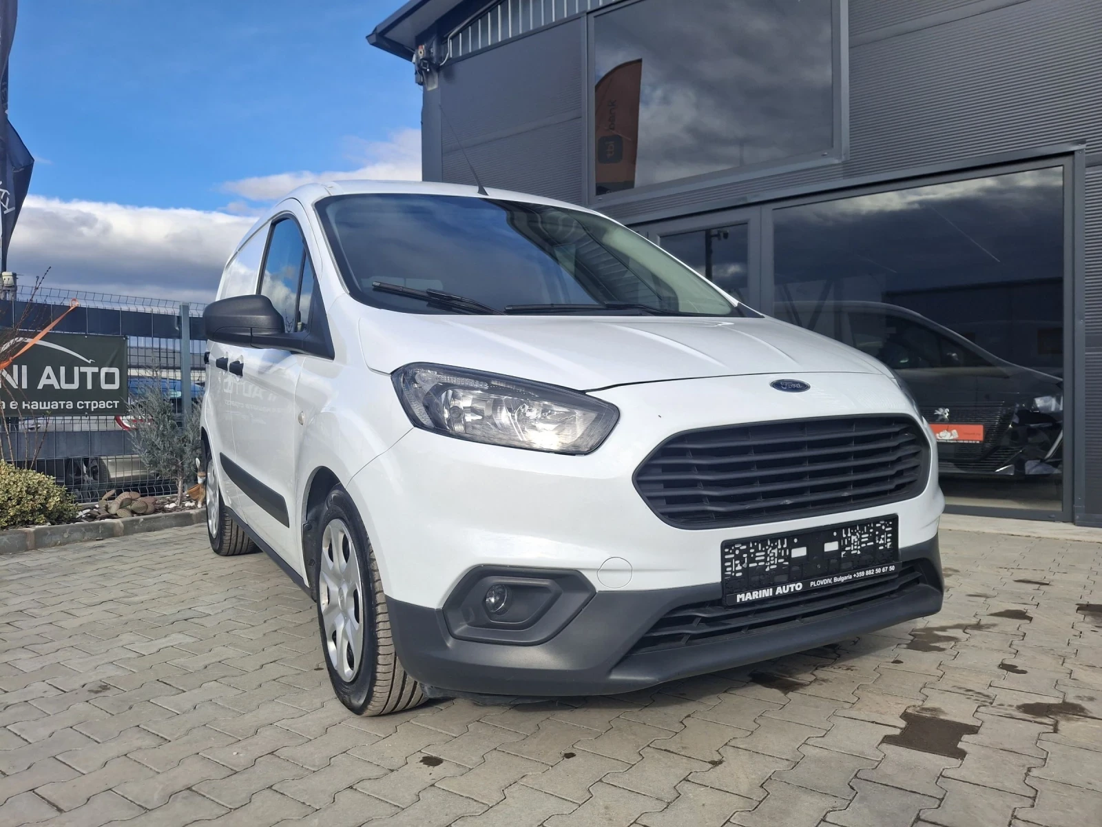 Ford Courier 1.5 euro6 TOP 2023г - изображение 8