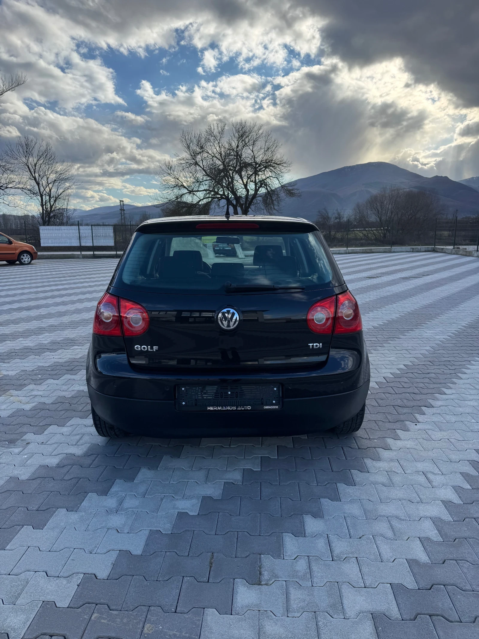 VW Golf 1.9 TDI 105k.c - изображение 6
