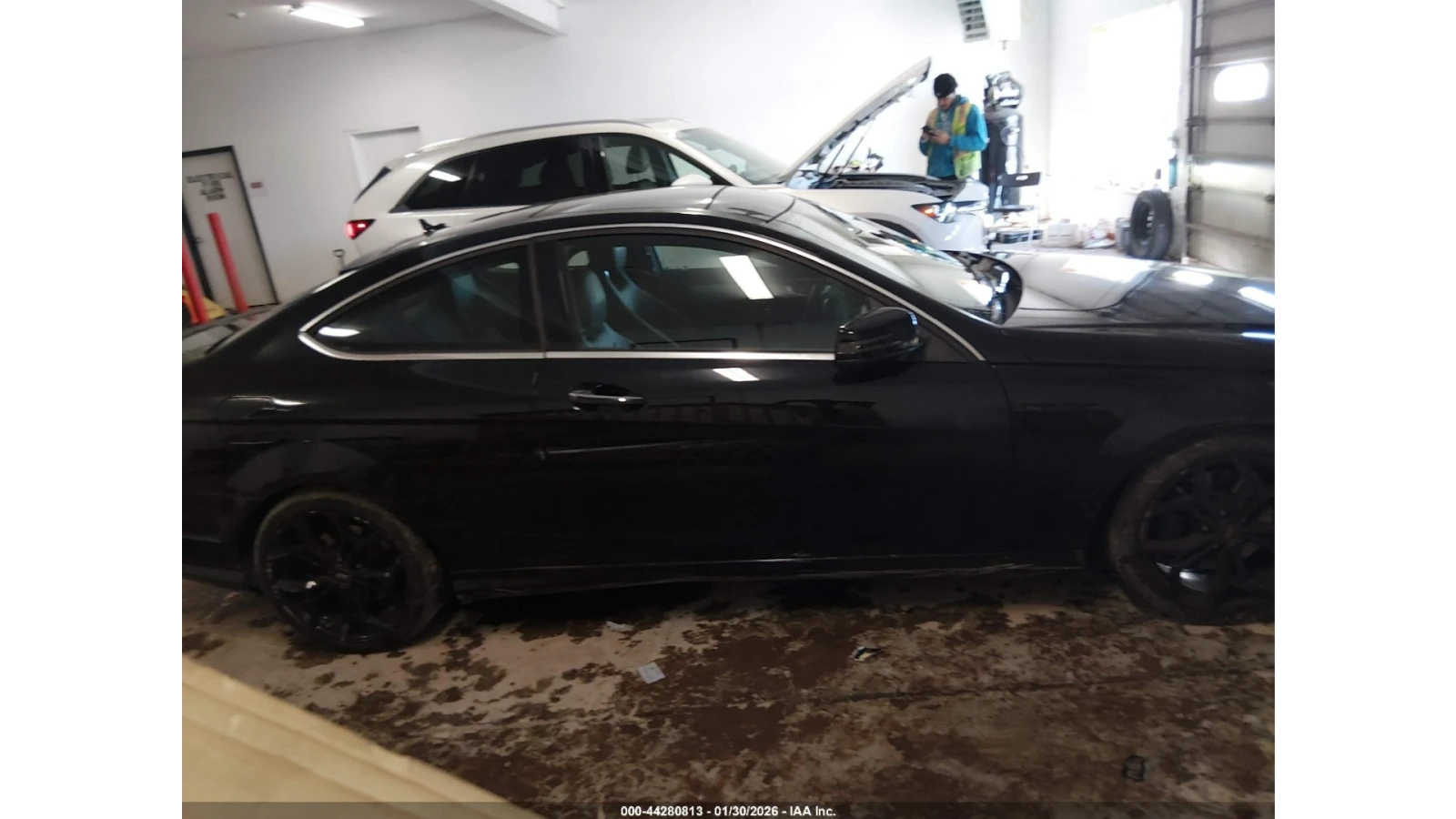 Mercedes-Benz C 350 * 4MATIC* ПАНОРАМА* KEYLESS* , снимка 4 - Автомобили и джипове - 53732064