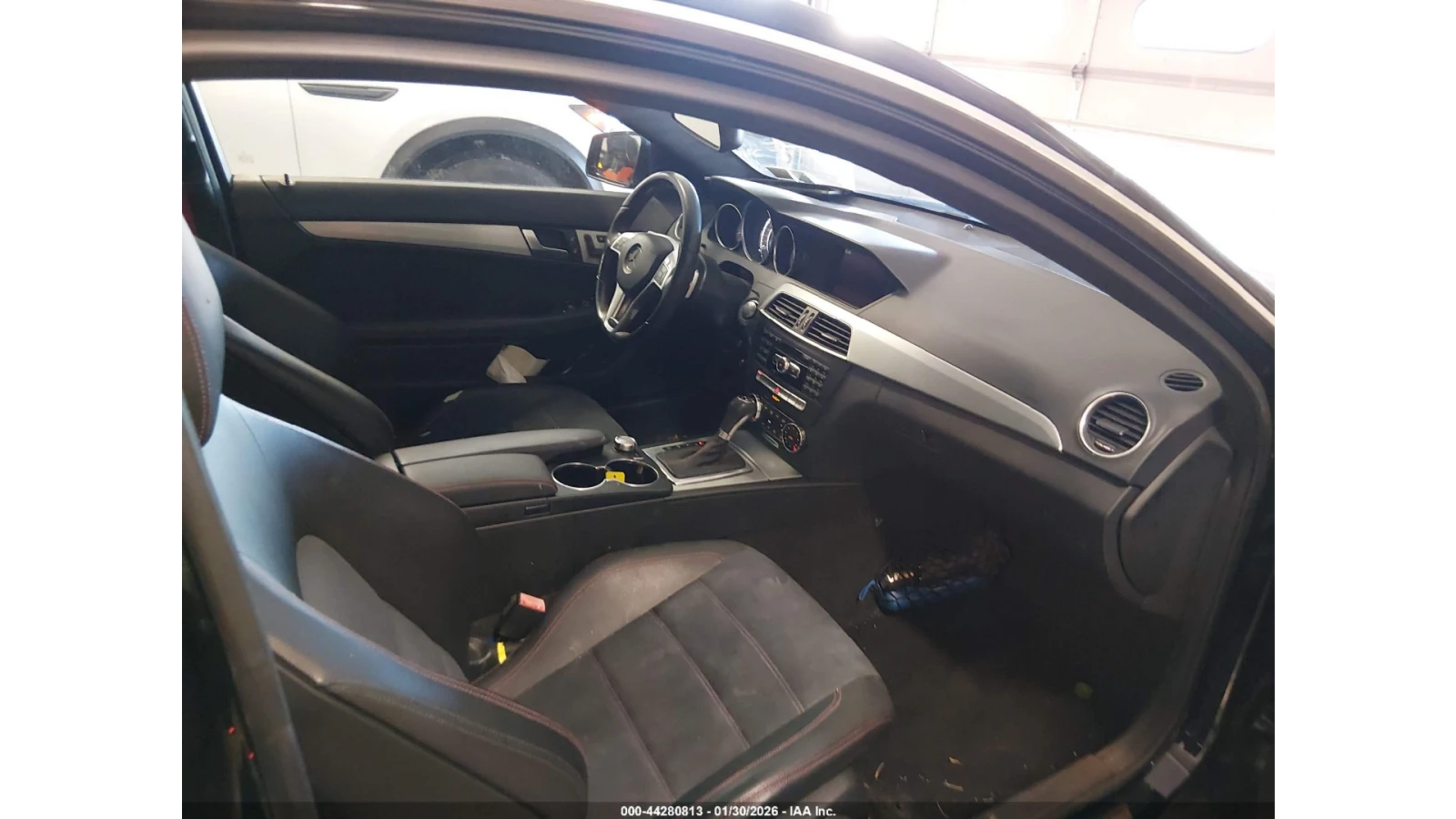 Mercedes-Benz C 350 * 4MATIC* ПАНОРАМА* KEYLESS* , снимка 10 - Автомобили и джипове - 53732064