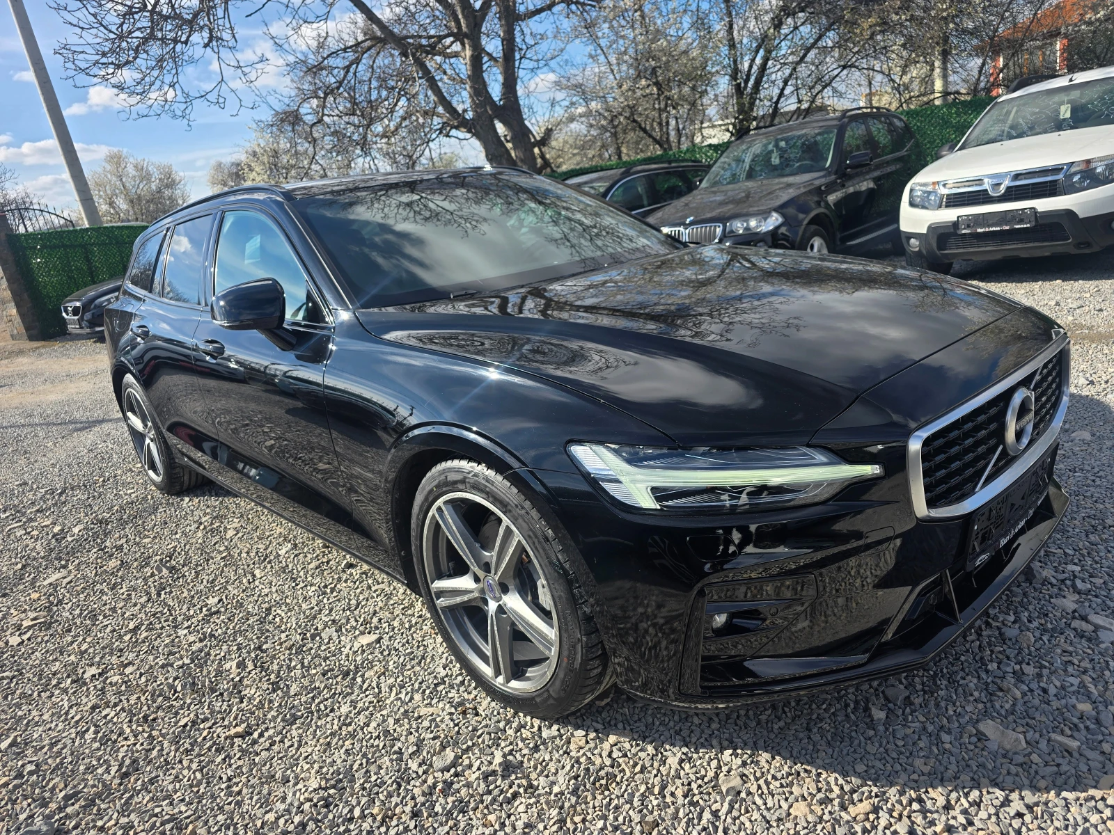 Volvo V60 2.0D3-190K.C-R-DESIGN-СУПЕР ЛУКСОЗНО ИЗПЪЛНЕНИЕ, снимка 7 - Автомобили и джипове - 54043681