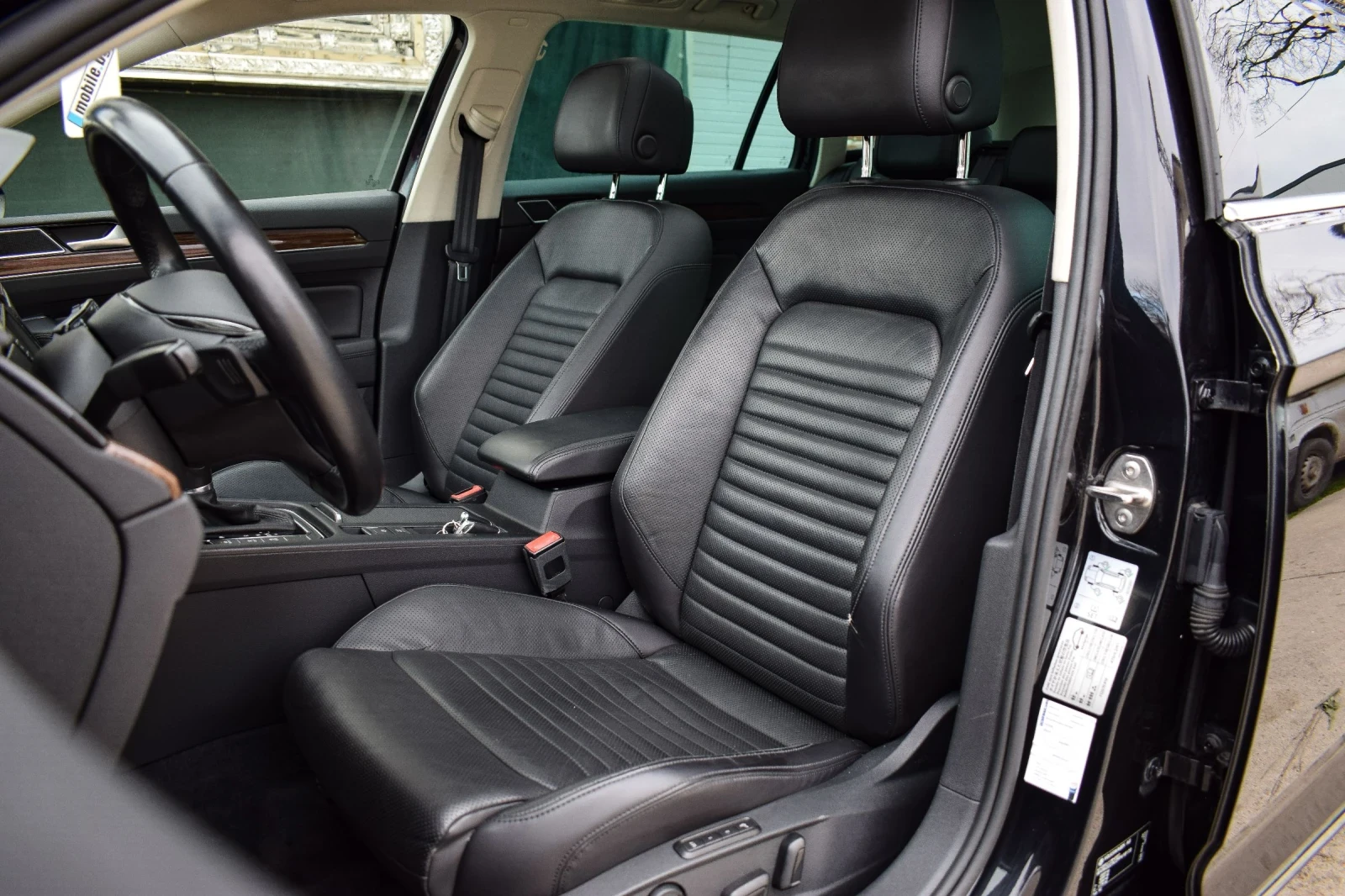 VW Passat 2.0TDI 190hp HIGHLINE, снимка 7 - Автомобили и джипове - 54046045