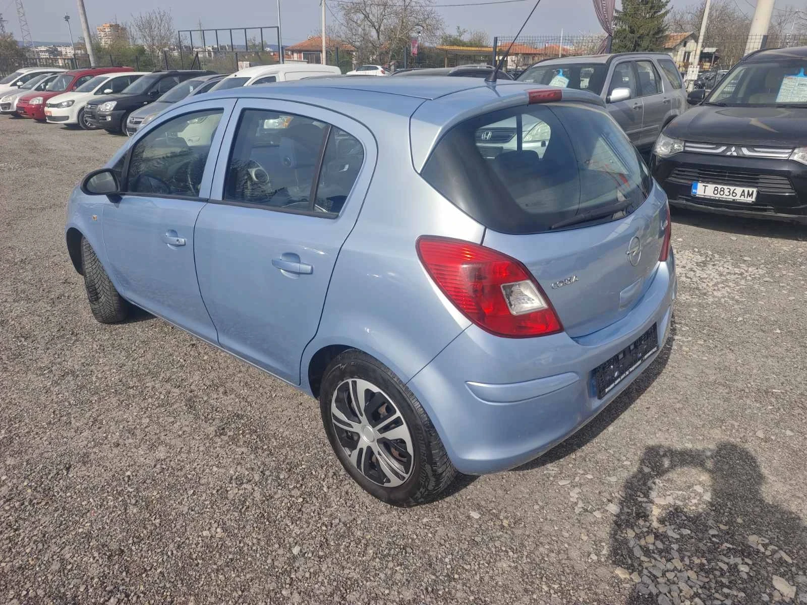 Opel Corsa 1.3/75KC, снимка 5 - Автомобили и джипове - 54203396