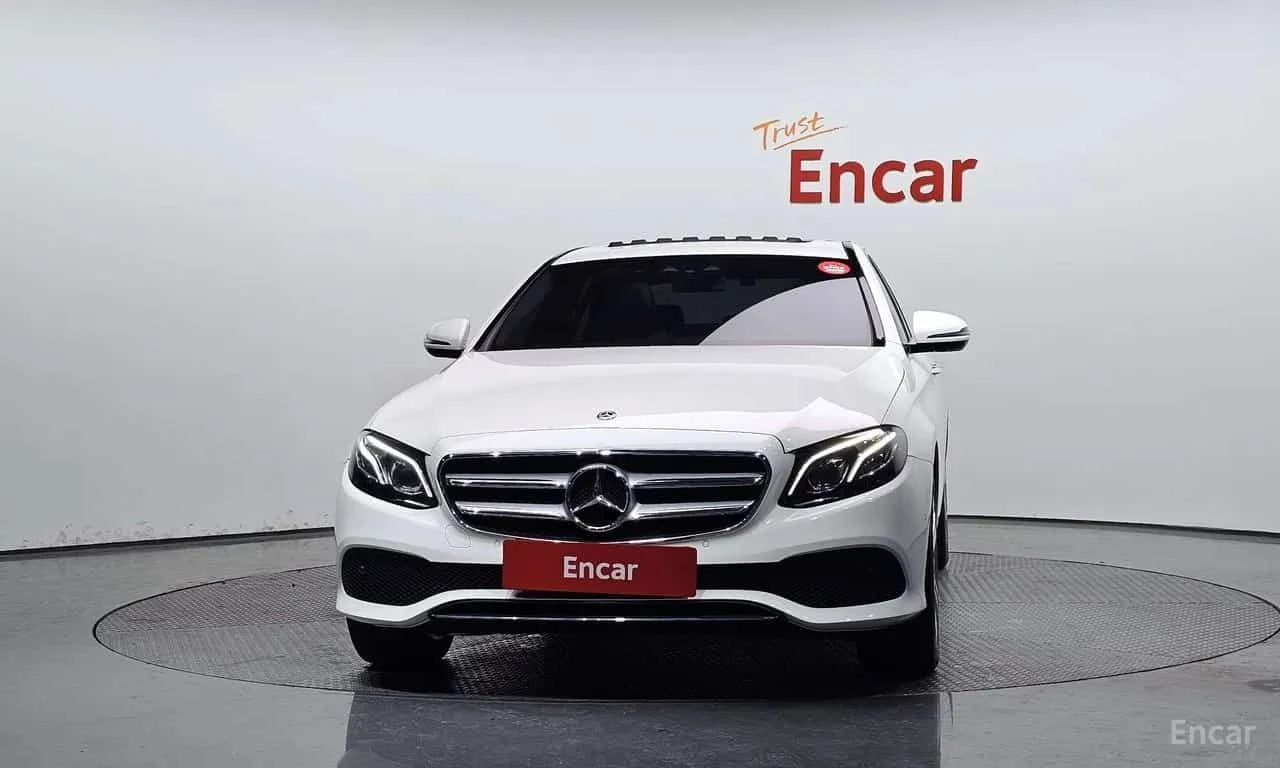 Mercedes-Benz E 220 * E220d 4MATIC Avantgarde * ЦЕНА ДО БГ, снимка 3 - Автомобили и джипове - 55663201