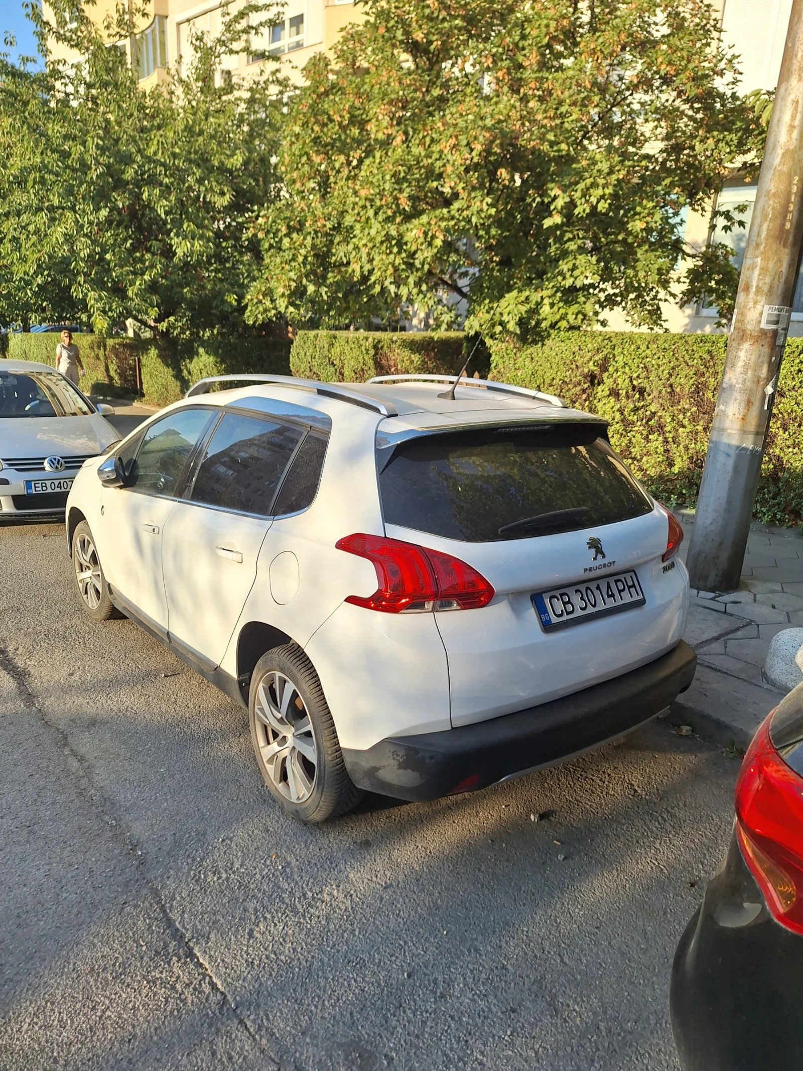 Peugeot 2008, снимка 5 - Автомобили и джипове - 56105417