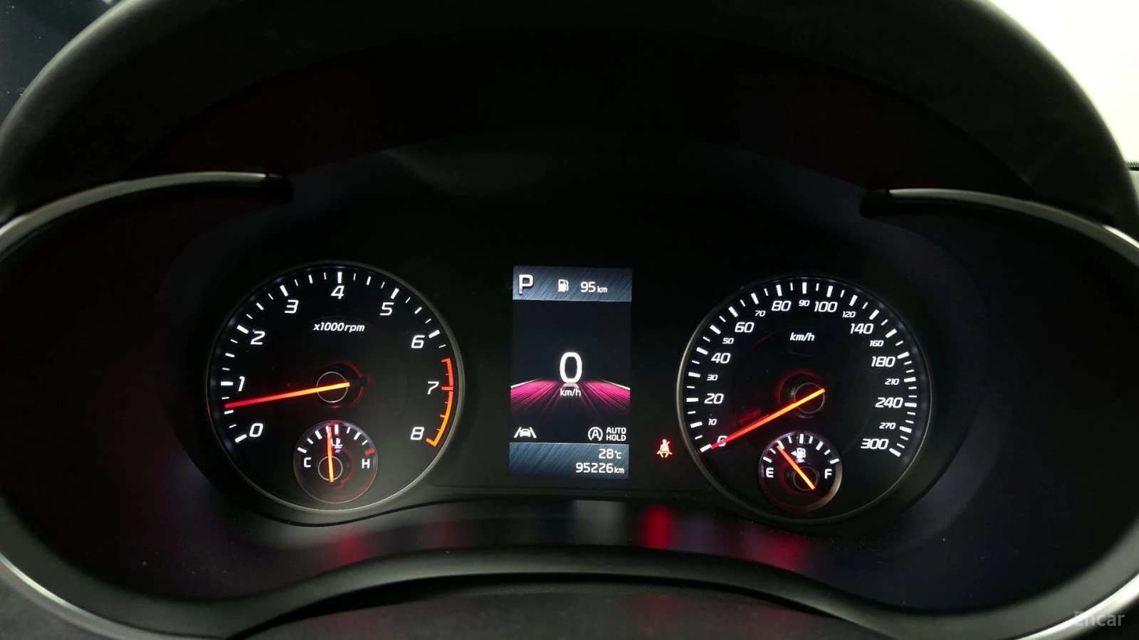 Kia Stinger MEISTER 3.3 GT AWD - DISTRONIC - ОБДУХ - ПОДГРЕВИ, снимка 8 - Автомобили и джипове - 56114045