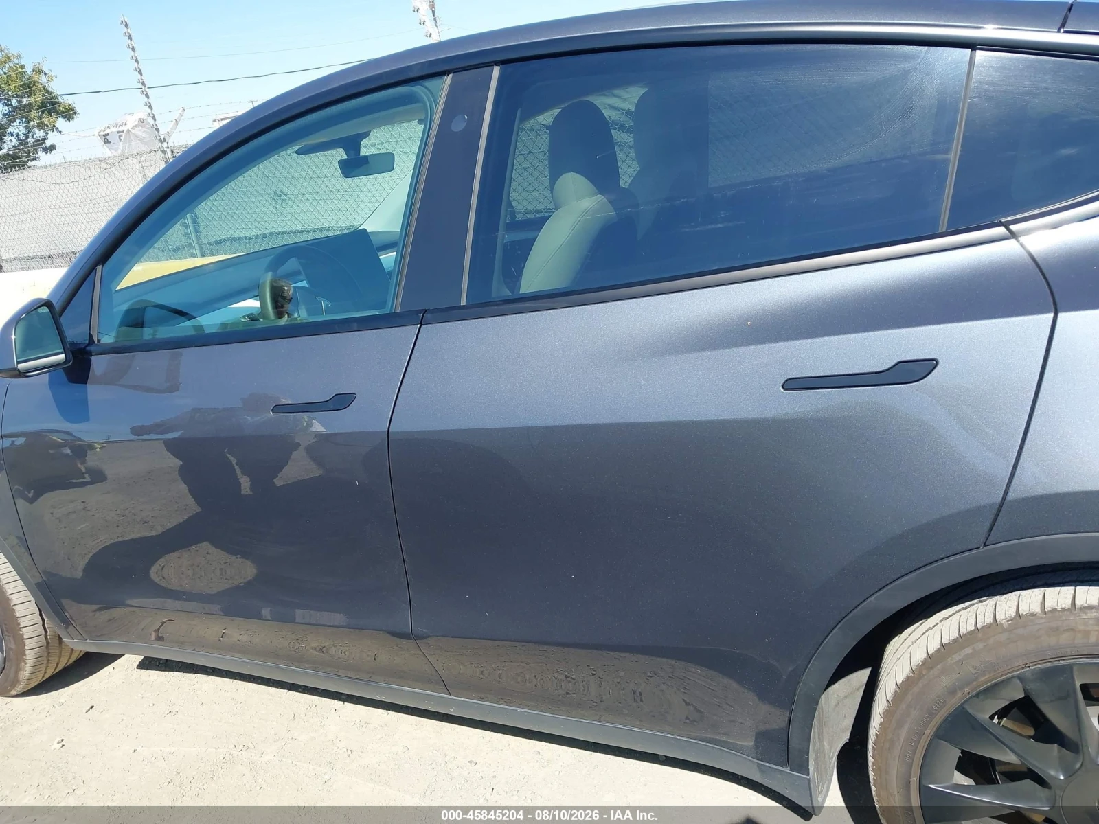 Tesla Model Y AWD/LONG RANGE DUAL MOTOR ALL-WHEEL DRIVE