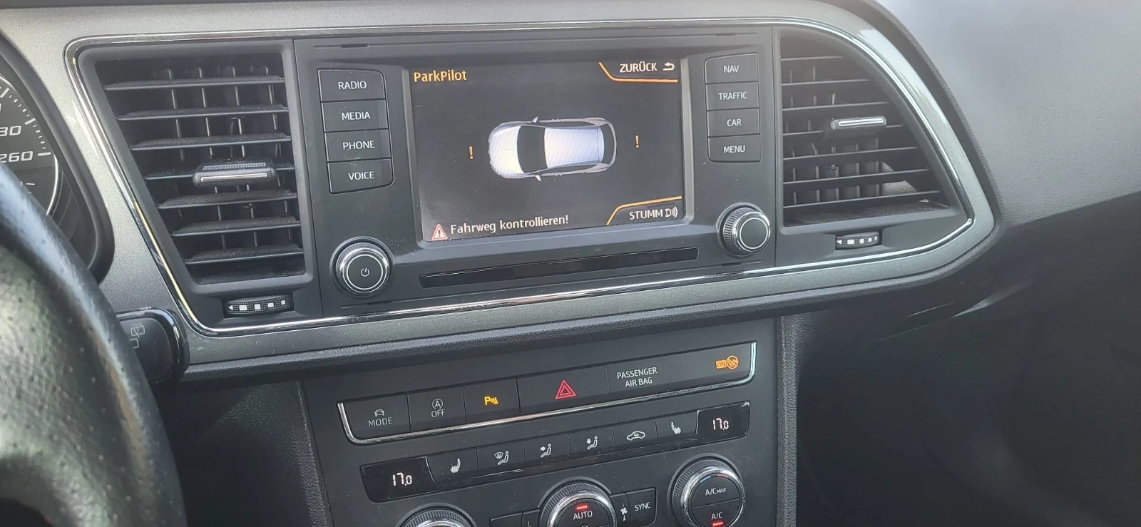 Seat Leon, снимка 5 - Автомобили и джипове - 56418597