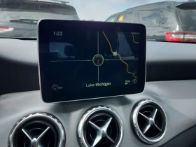 Mercedes-Benz GLA 250 АМГ Пакет/CARFAX /Кожа/Нави/Подгрев/Панорама, снимка 10