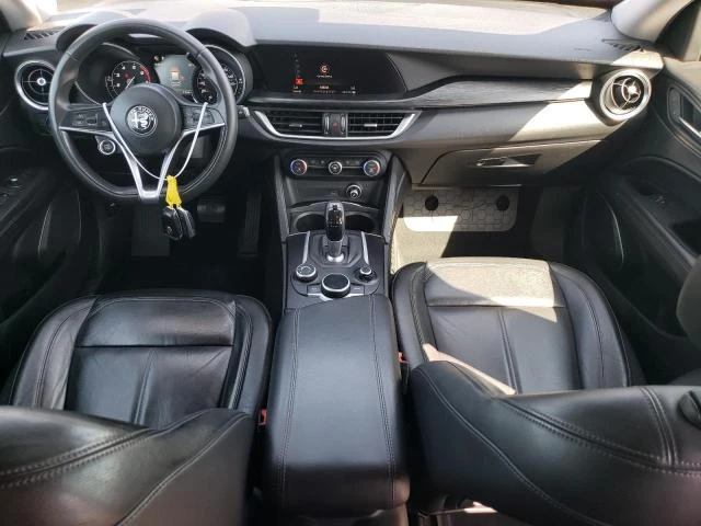 Alfa Romeo Stelvio, снимка 8 - Автомобили и джипове - 47898926