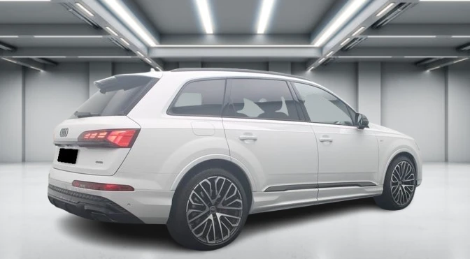 Audi Q7 55 TFSI Quattro = S-line = 7 Seats Гаранция - изображение 4