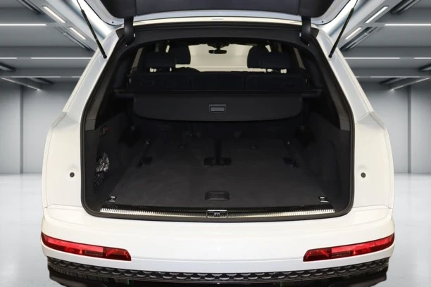 Audi Q7 55 TFSI Quattro = S-line = 7 Seats Гаранция - изображение 5