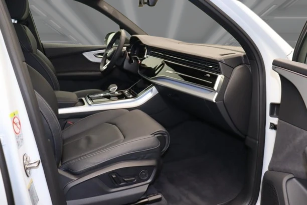 Audi Q7 55 TFSI Quattro = S-line = 7 Seats  | Mobile.bg   11