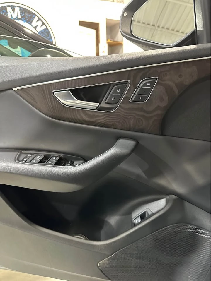 Audi Q8 CARFAX* *   *  | Mobile.bg   4