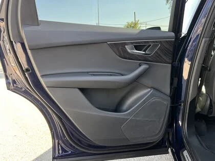 Audi Q7 55 TFSI Progressiv * АвтоКредит* * ЦЕНА ДО БГ* , снимка 15 - Автомобили и джипове - 52724047