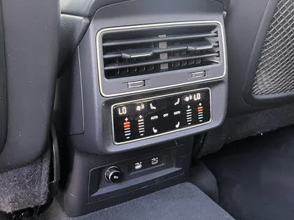 Audi Q7 55 TFSI Progressiv * АвтоКредит* * ЦЕНА ДО БГ* , снимка 14 - Автомобили и джипове - 52724047