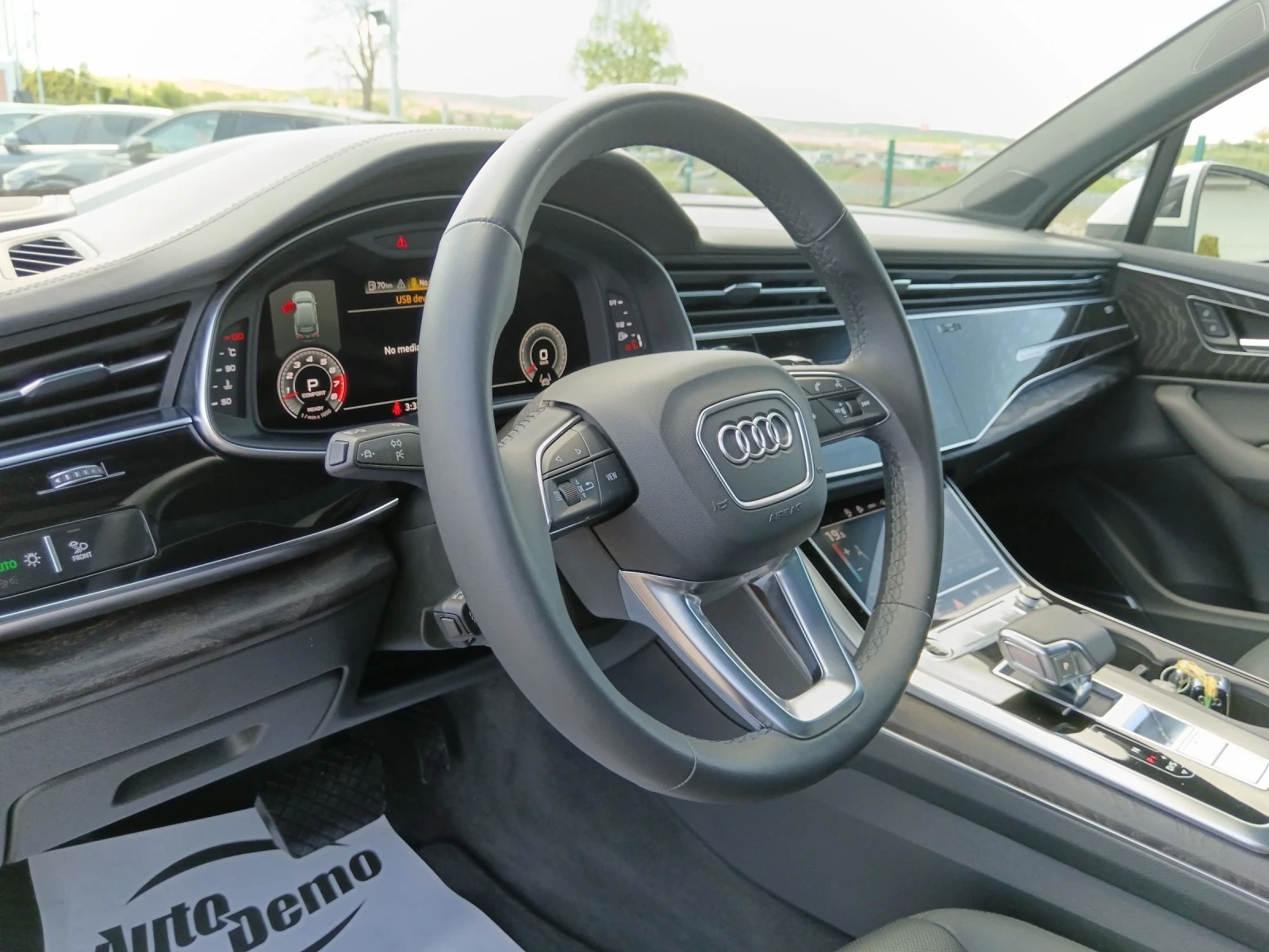 Audi Q7 55 TFSI Quattro* S-LINE* MATRIX* HUD* B&O* Pano - изображение 6