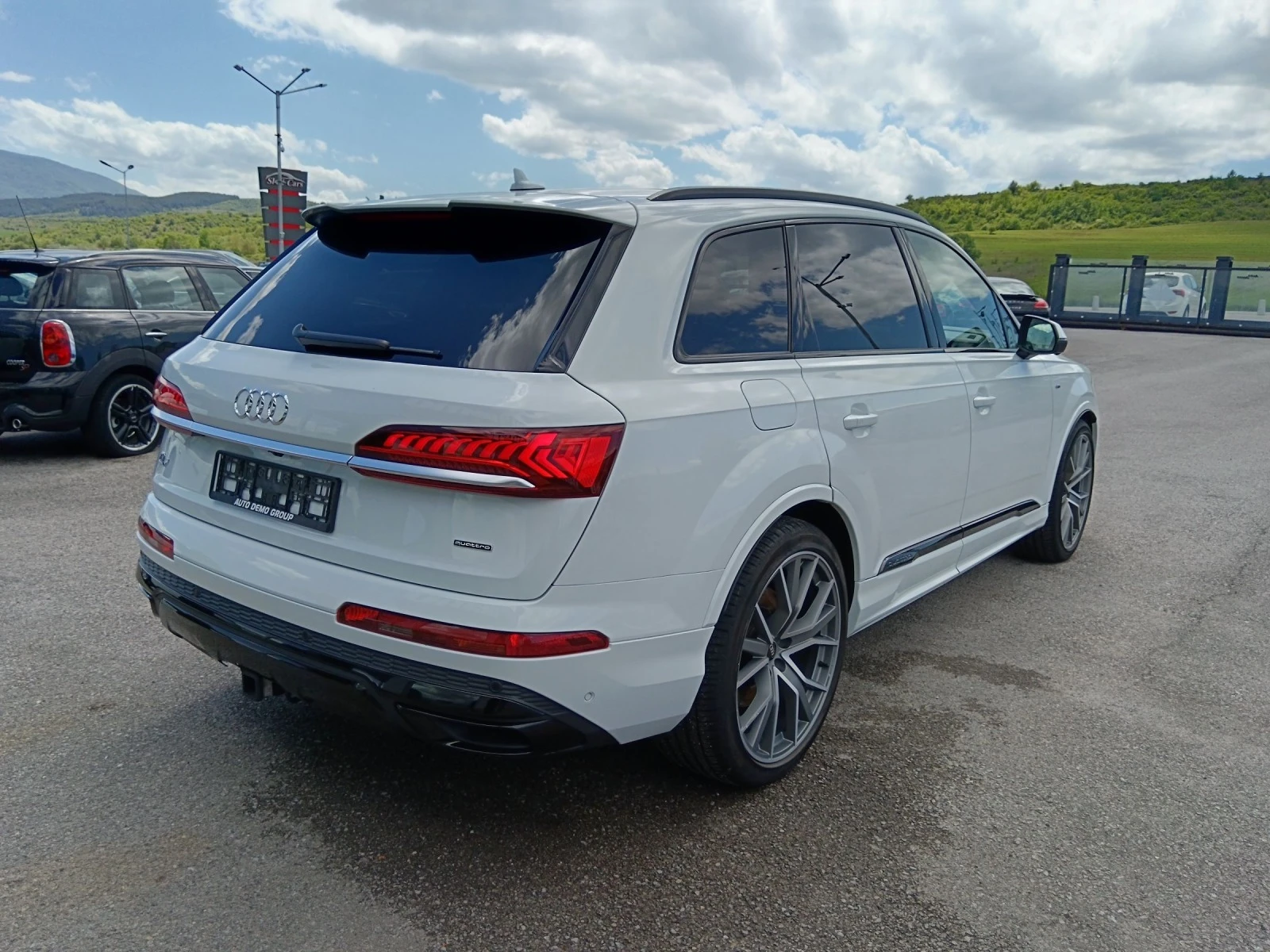 Audi Q7 55 TFSI Quattro* S-LINE* MATRIX* HUD* B&O* Pano - изображение 4