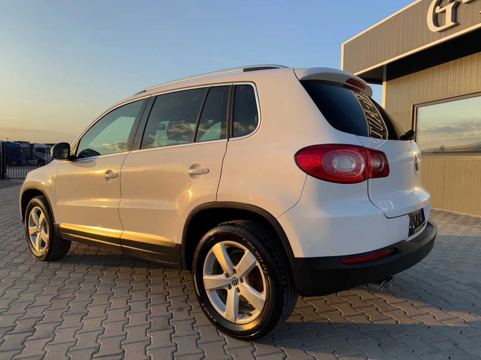 VW Tiguan 2.0TDI 170 ks 4x4 - изображение 7