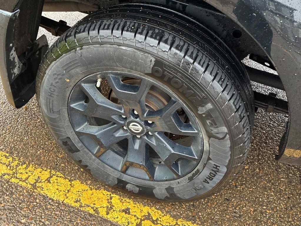 Nissan Frontier * SV CREW CAB LONG BED * CARFAX * БЕЗ ПЪРВОНАЧАЛНА - изображение 9