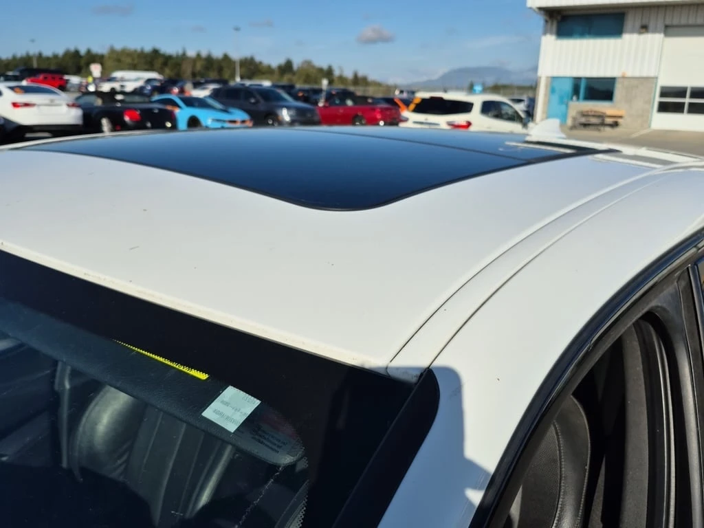 BMW X2 * XDRIVE28I * CARFAX *    | Mobile.bg   7