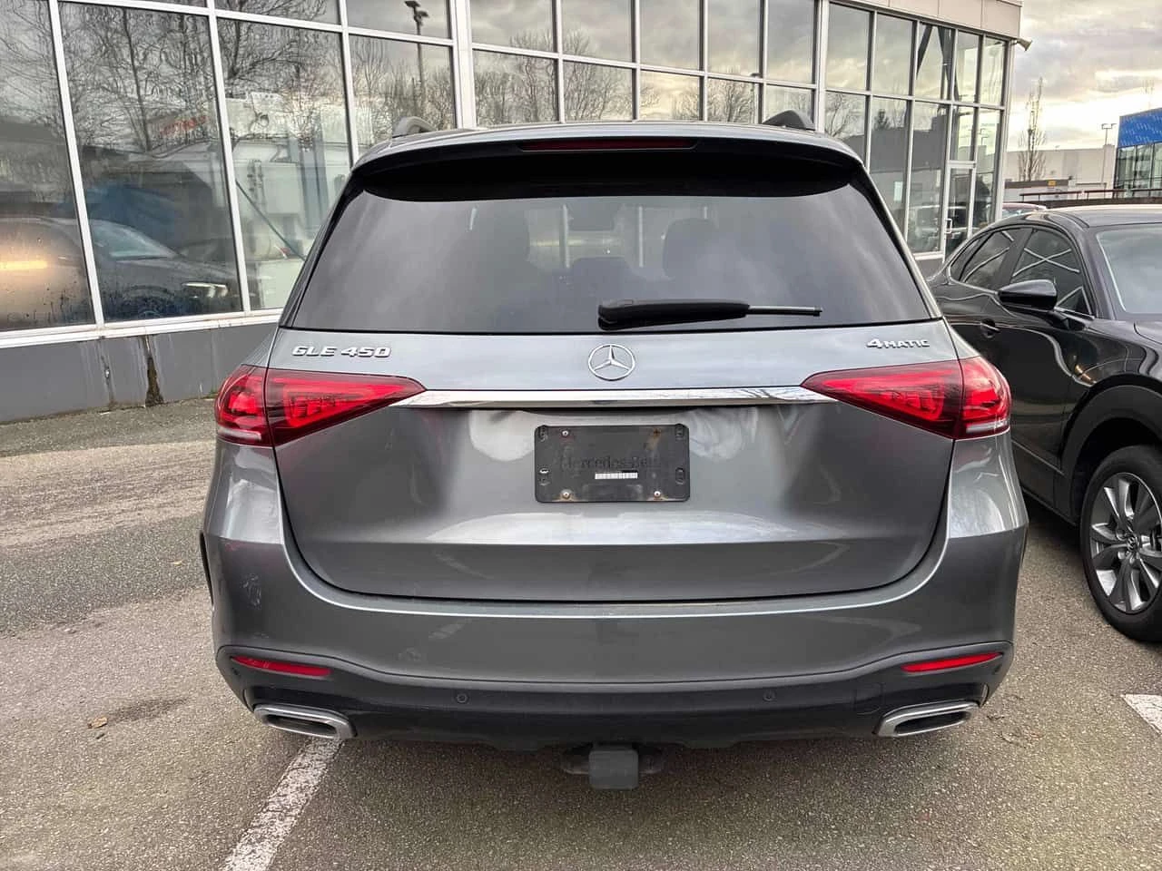 Mercedes-Benz GLE 450  * CARFAX * АМГ ПАКЕТ * ДИСТРОНИК + , снимка 4 - Автомобили и джипове - 53873411