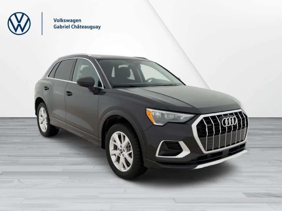 Audi Q3 Quattro* Premium Plus* АвтоКредит* (ЦЕНА ДО БГ), снимка 3 - Автомобили и джипове - 54039981