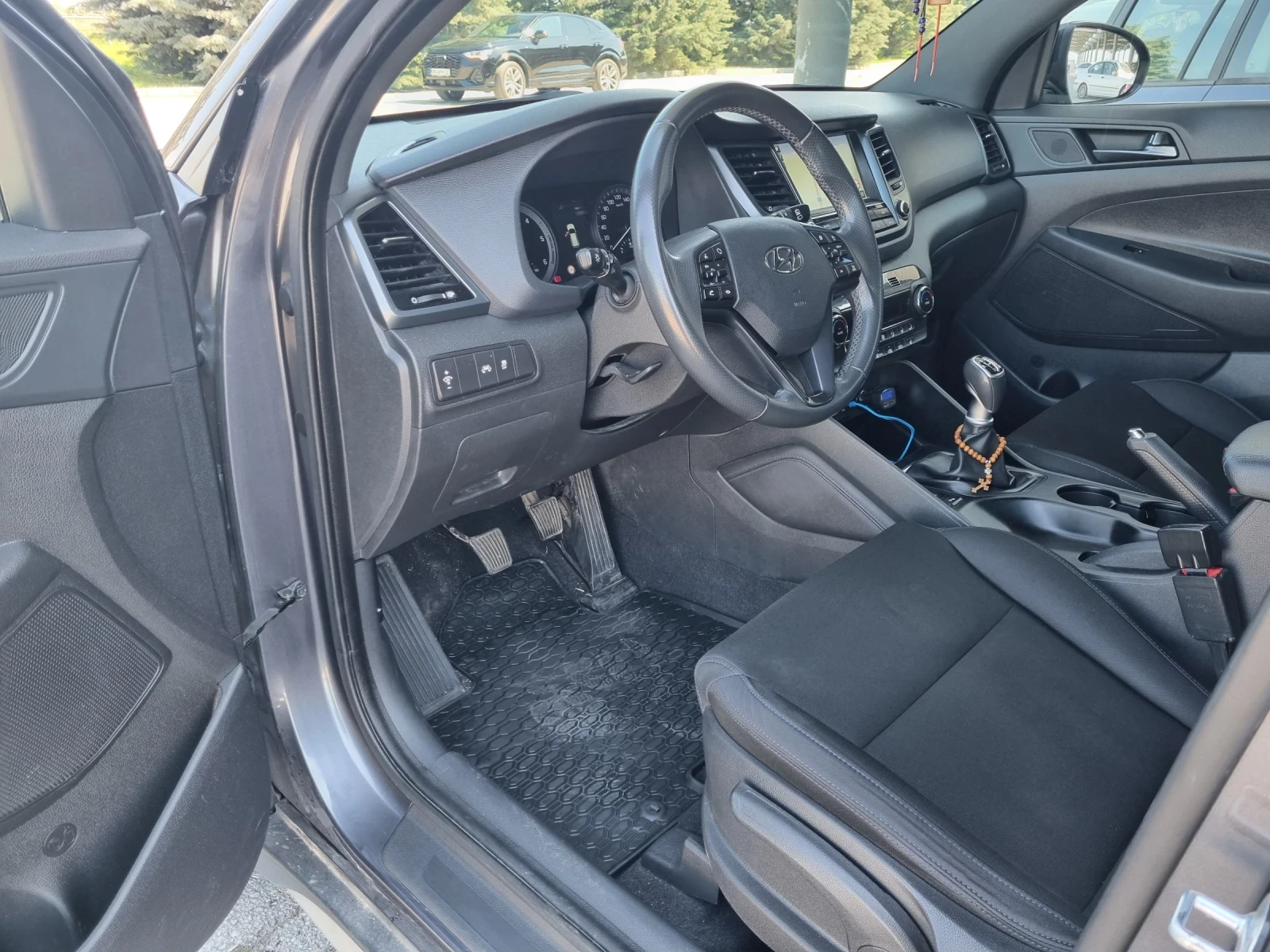 Hyundai Tucson 2019 г., снимка 11 - Автомобили и джипове - 54328987