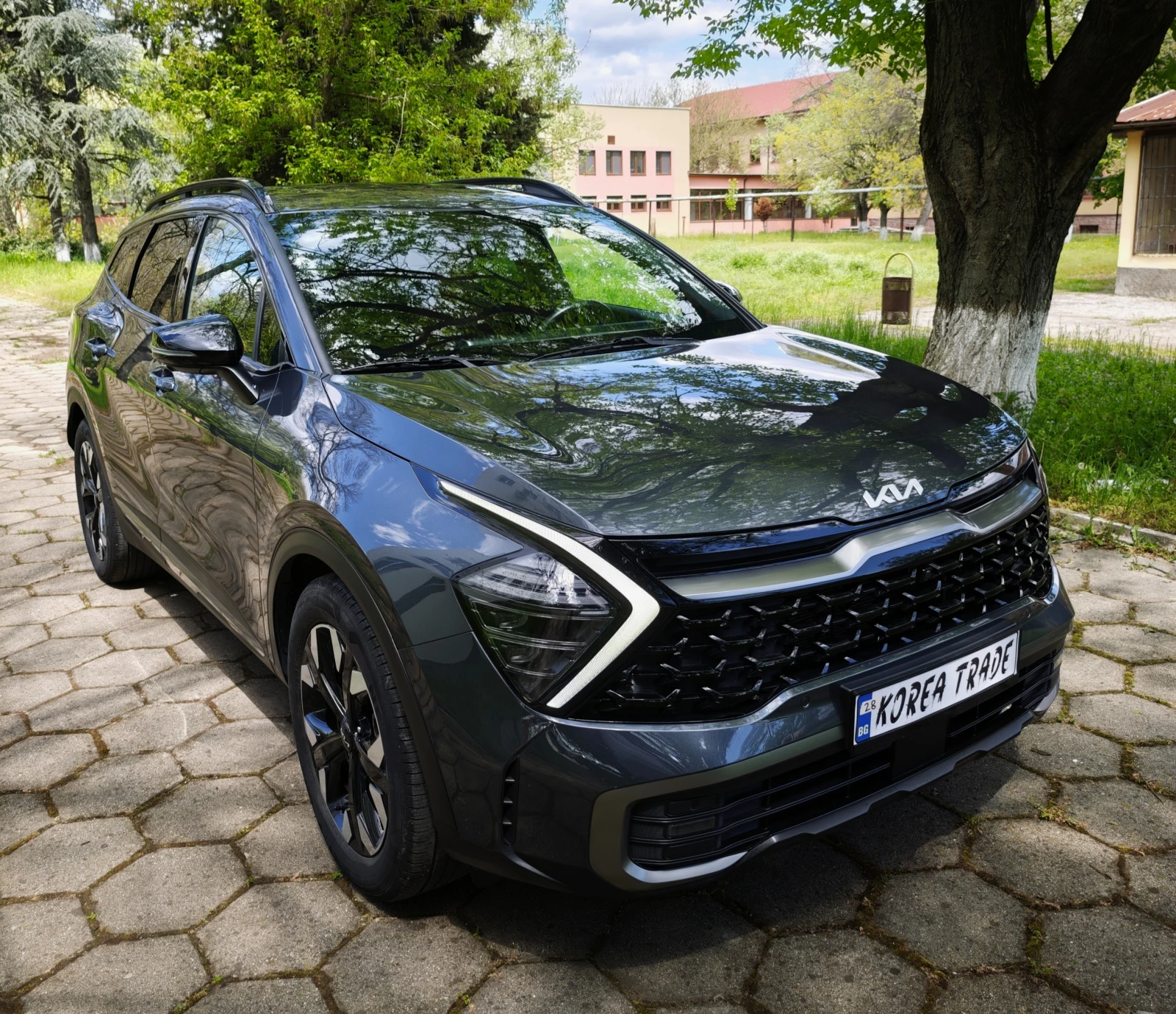 Kia Sportage 1.6, снимка 2 - Автомобили и джипове - 54327211