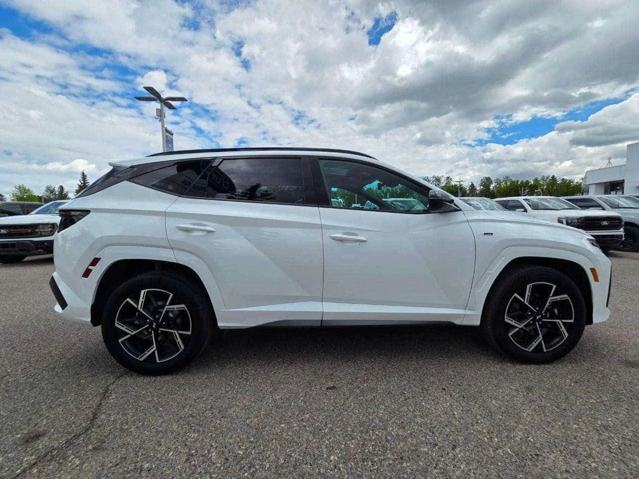 Hyundai Tucson N-Line| ALCANTARA| PANO| ПОДГРЕВИ| , снимка 5 - Автомобили и джипове - 55038300