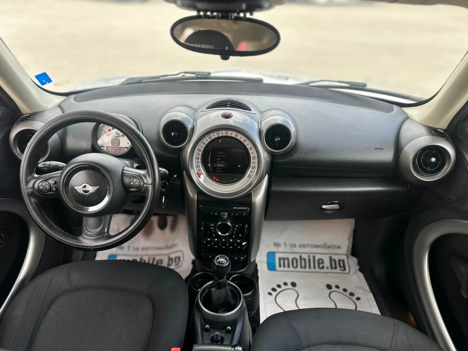 Mini Countryman D ALL4 / MULTIMEDIA / Harman Kardon / 6-СКОРОСТИ, снимка 9 - Автомобили и джипове - 55653286