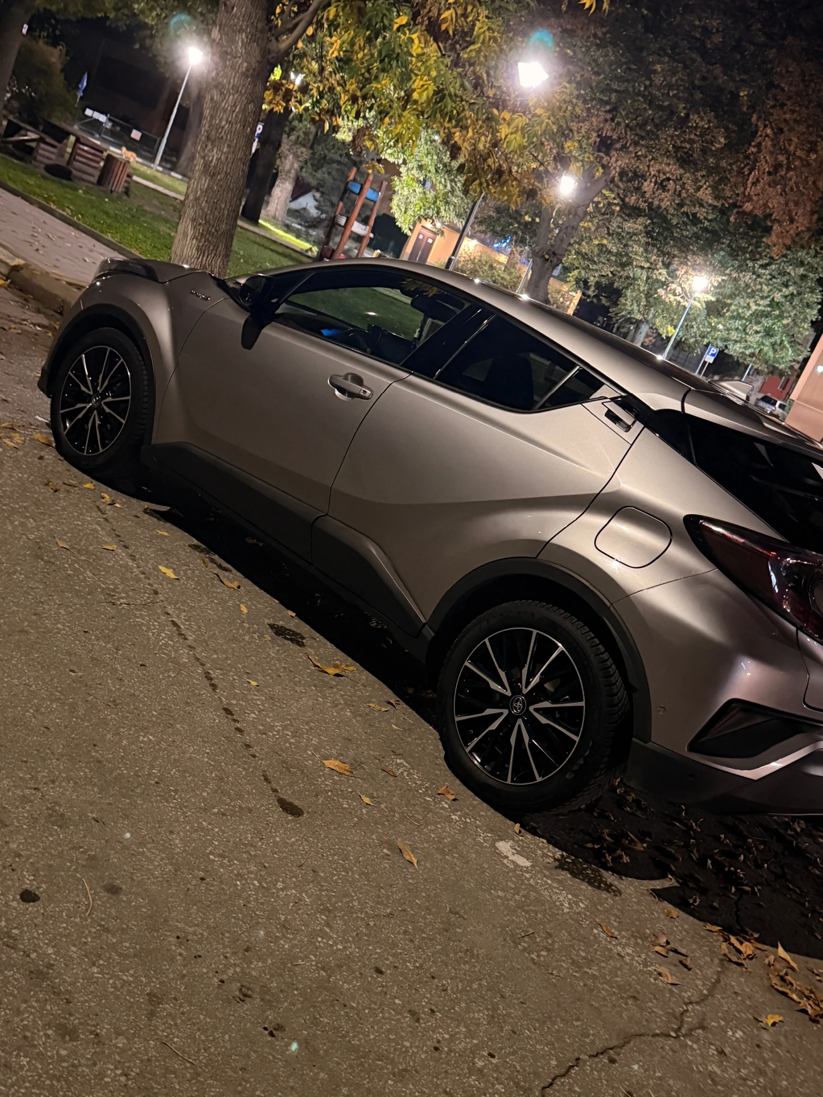 Toyota C-HR, снимка 3 - Автомобили и джипове - 56600745