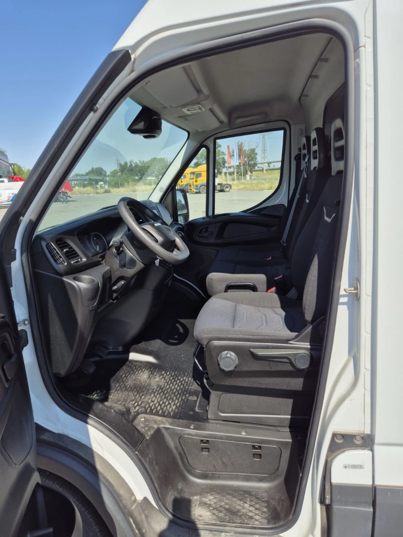 Iveco Daily 35S16, снимка 9 - Бусове и автобуси - 46271515