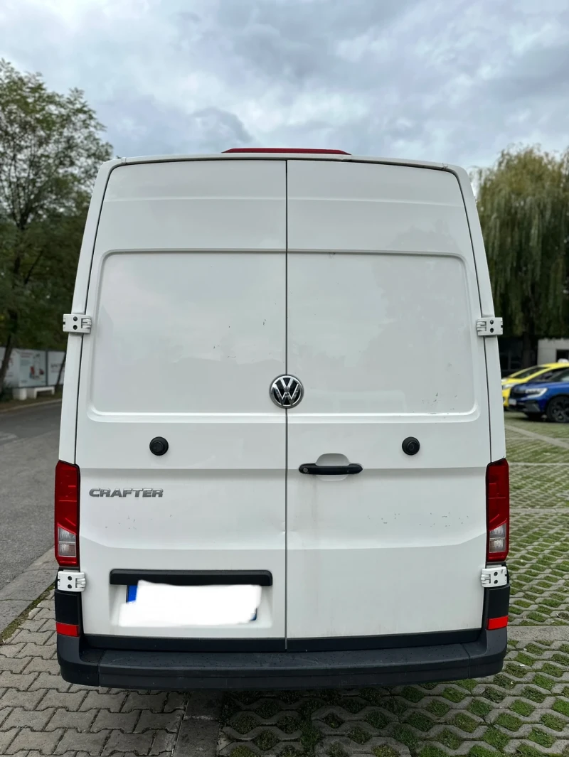 VW Crafter, снимка 2 - Бусове и автобуси - 47427086