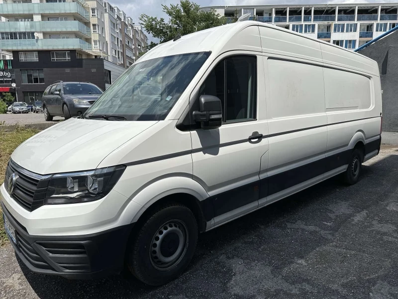 VW Crafter, снимка 2 - Бусове и автобуси - 47427086