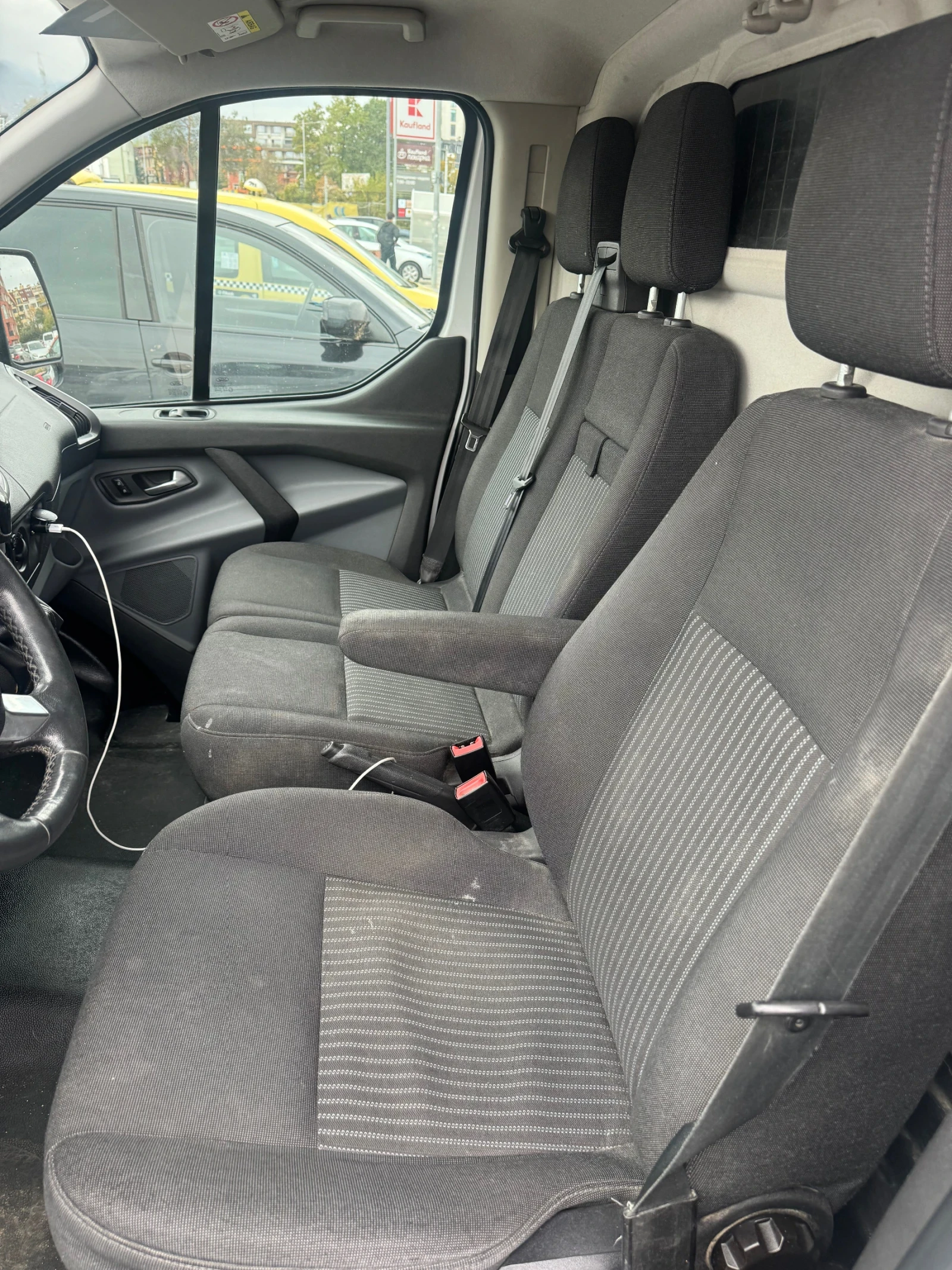 Ford Transit Custom Макси база , снимка 16 - Бусове и автобуси - 56526481